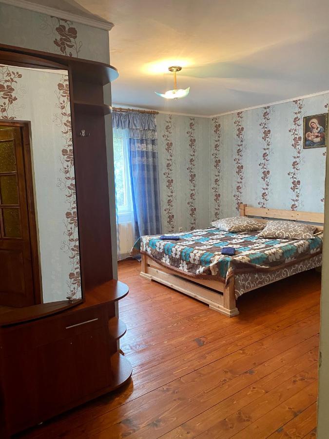 Medova Hata Hotel Verkhnyaya Rozhanka Ngoại thất bức ảnh